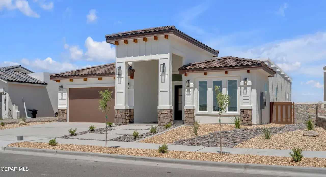 13398 Emerald Pearl Drive, Horizon City, TX 79928