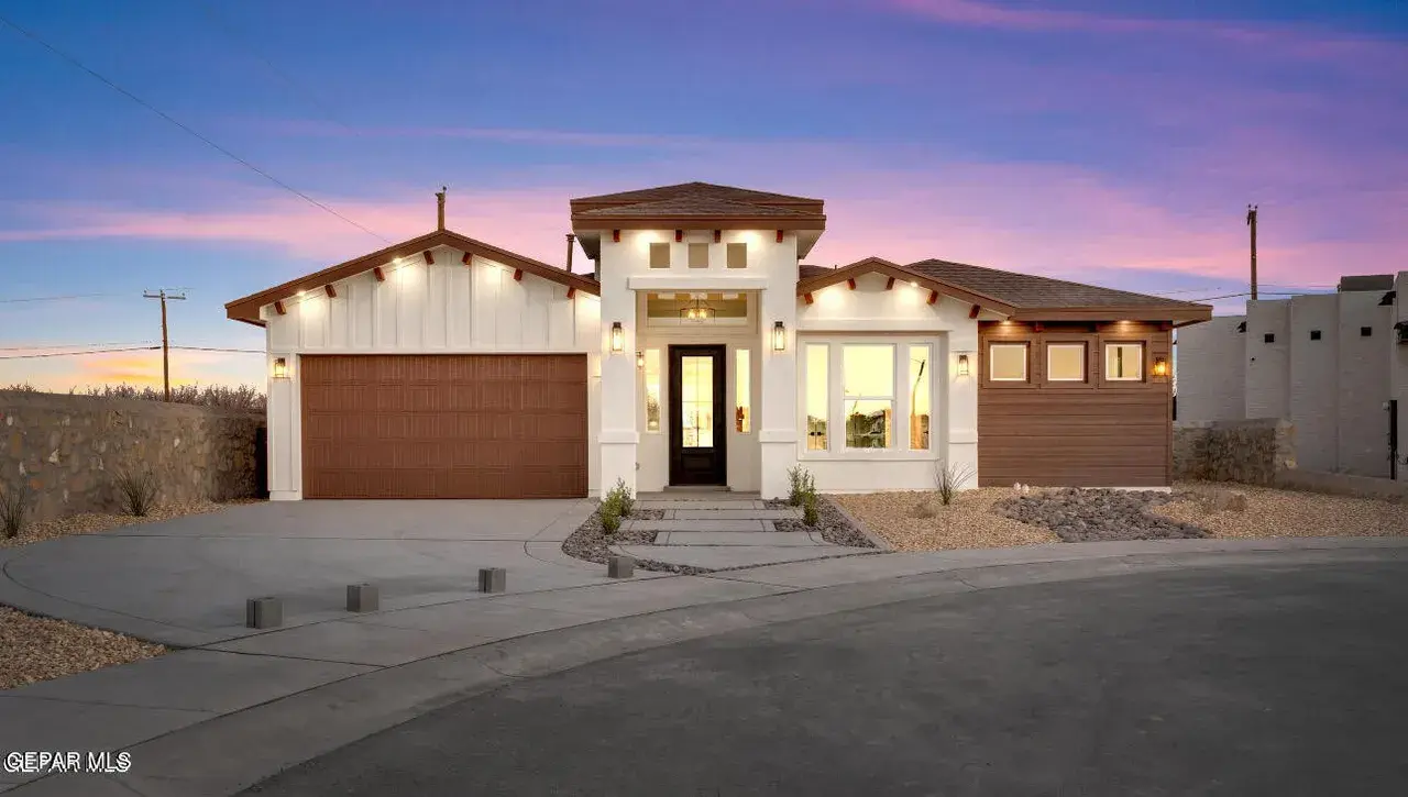 260 Emerald Stone Lane, Horizon City, TX 79928